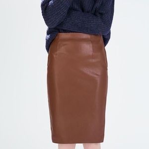 Zara Vegan Leather Pencil Skirt w/ Back Slit, M